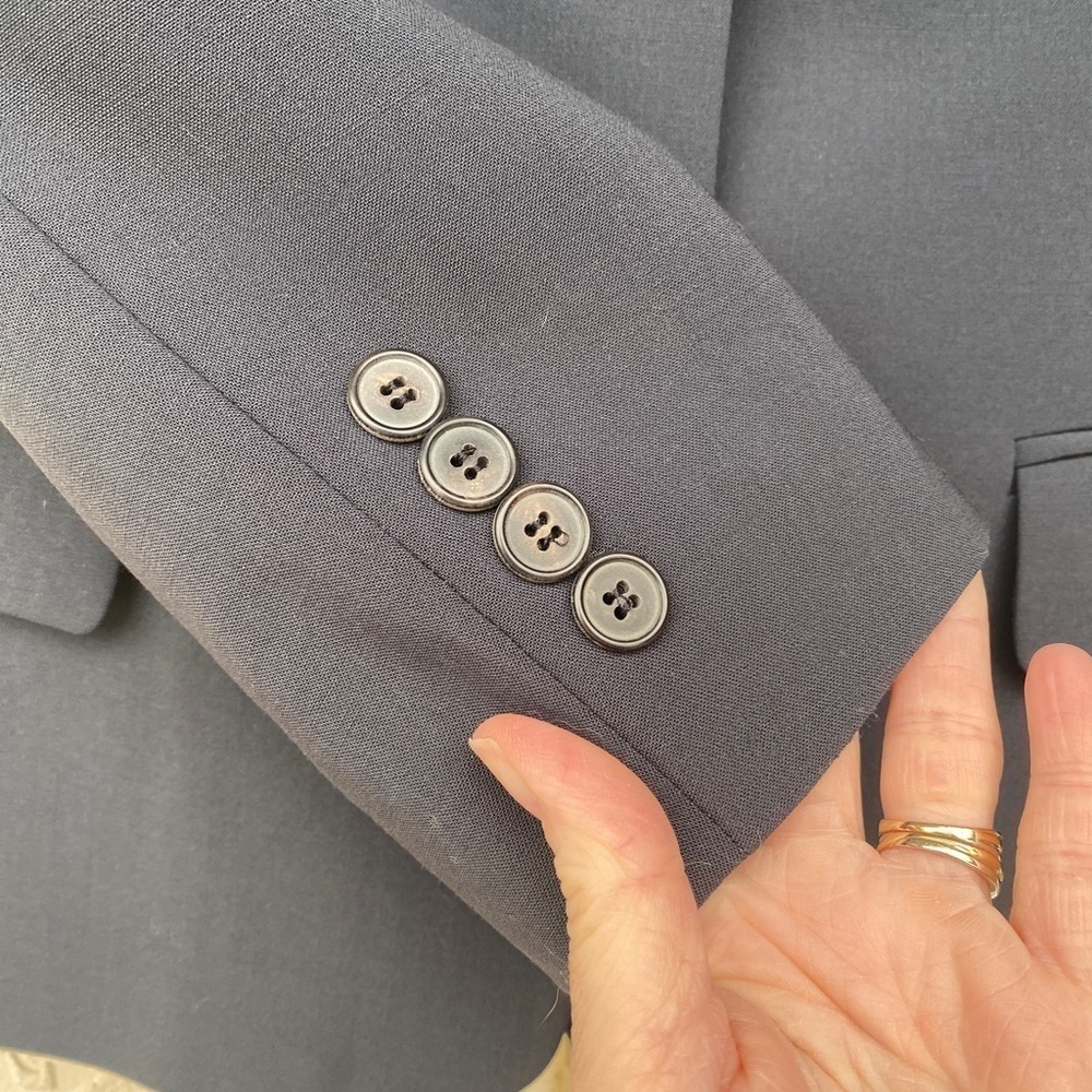 Hugo Boss Helena Blazer Size EU 36 or US 2 - Picture 4 of 9